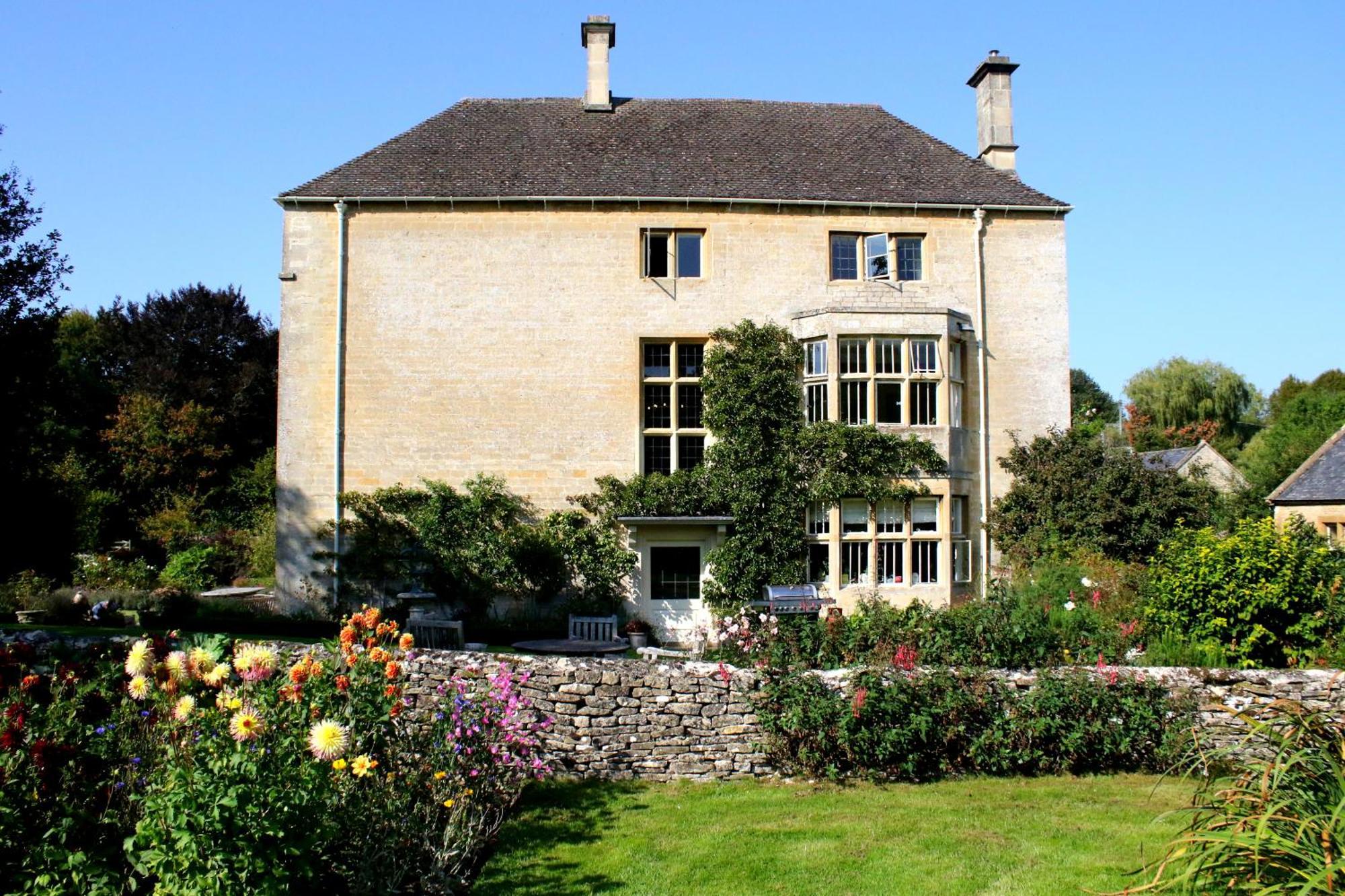 Aylworth Manor Bed & Breakfast Naunton Exterior photo
